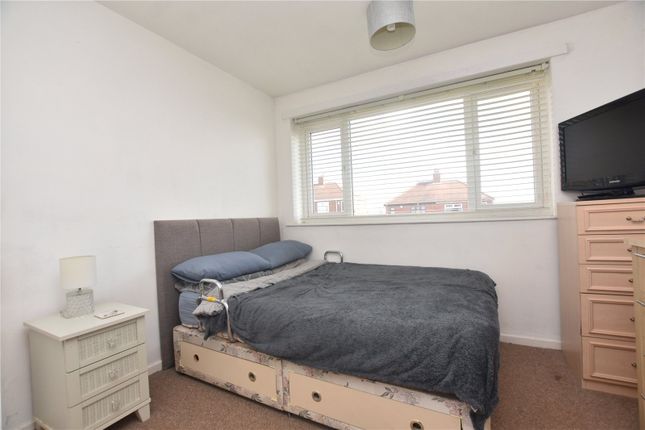 Town house for sale in Haigh Moor Road, Tingley, Wakefield, West Yorkshire