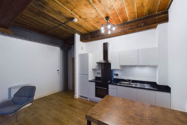Flat 2, Harter Street, Manchester photo 2