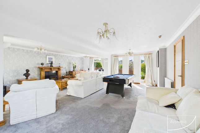 139 Dartmouth Road, Paignton photo 3