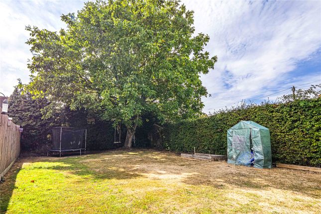19, Church Close, Studham photo 2