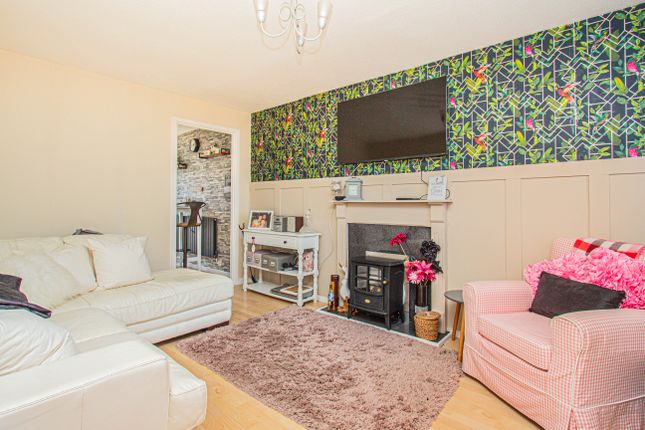 60, Drayton Place, Wellingborough photo 4
