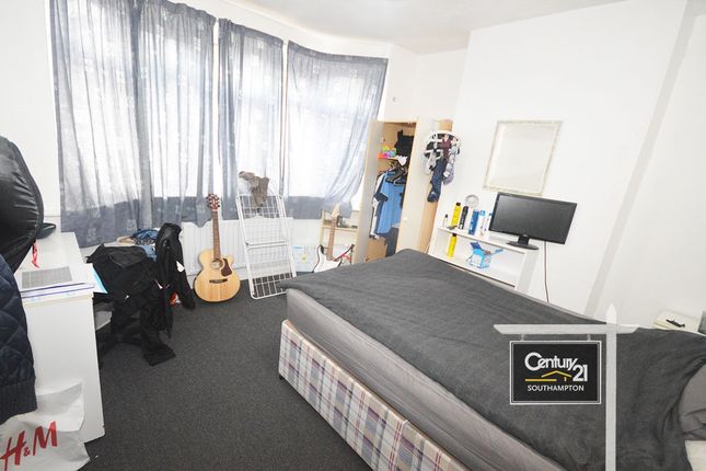 Primrose Road, SOUTHAMPTON photo 5