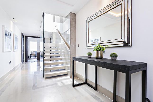 85, Trinity House, Kensington High Street, London photo 4