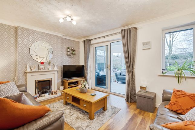 14, Charlock Avenue, Bolton photo 3