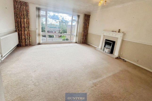 74, Winchfield Drive, Birmingham photo 4