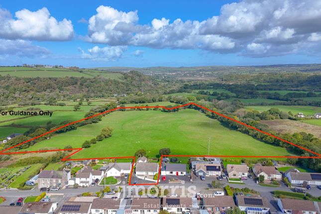 4-bed house on Oakridge, Cardigan, £450,000