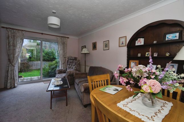 2, Saunders Close, East Sussex photo 4
