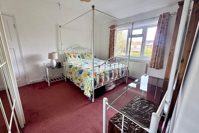 47 Vaughan Road, Manchester photo 3