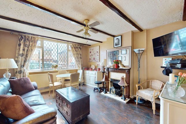57, Fraser Road, London photo 5