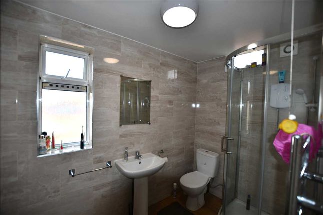 82, Brookfield Road, London photo 5