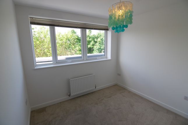 Flat for sale in Sovereign Way, Tonbridge