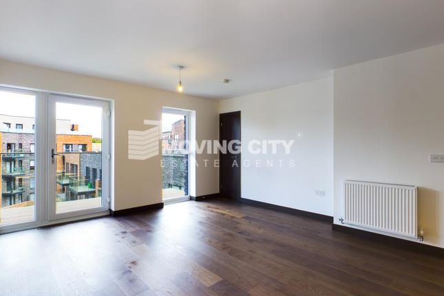 Thumbnail Flat to rent in James Smith Court, Langley Square