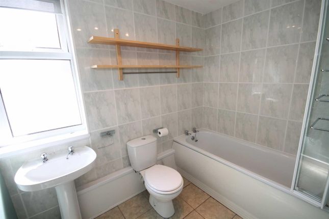 31, Awel Mor, Cardiff photo 4