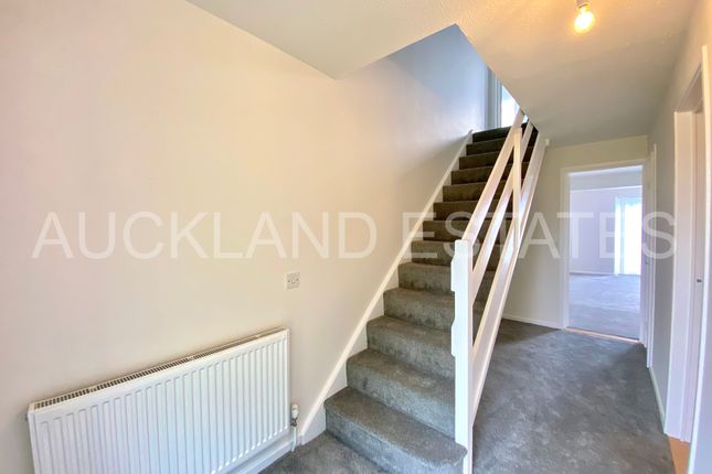 60, Kimptons Mead, Potters Bar photo 4
