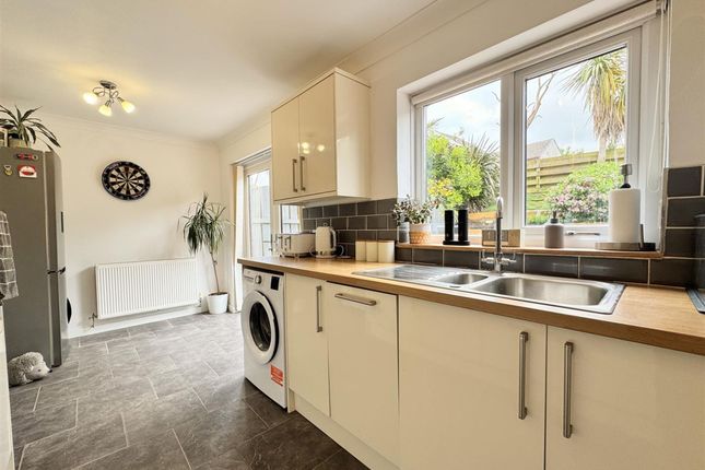 10, Penhale Gardens, St. Columb photo 3