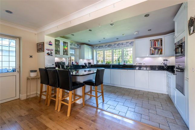 Magnolia Cottage,, Wonford Close, Tadworth photo 4