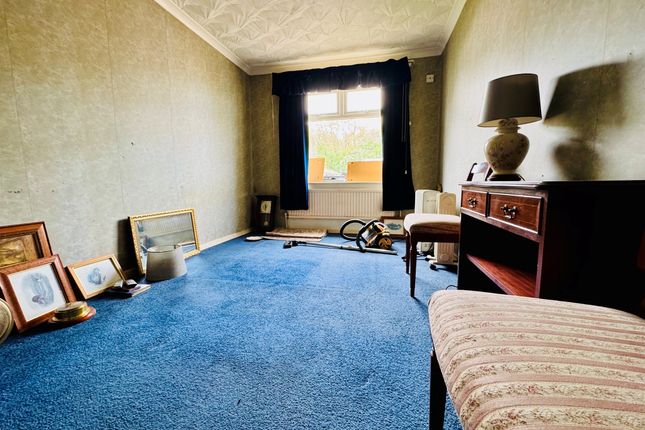 40, Benland, Peterborough photo 4