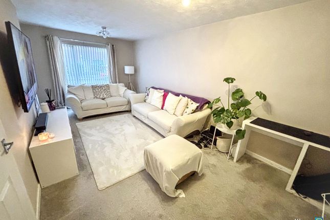 19, Ferrisdale Way, Newcastle upon Tyne photo 2