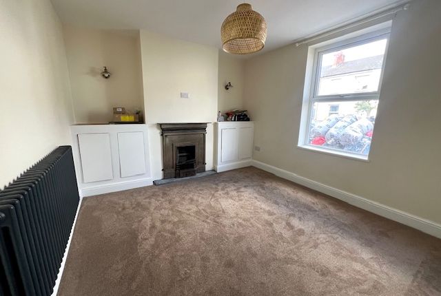 Thumbnail Property to rent in Severn Road, Canton, Cardiff