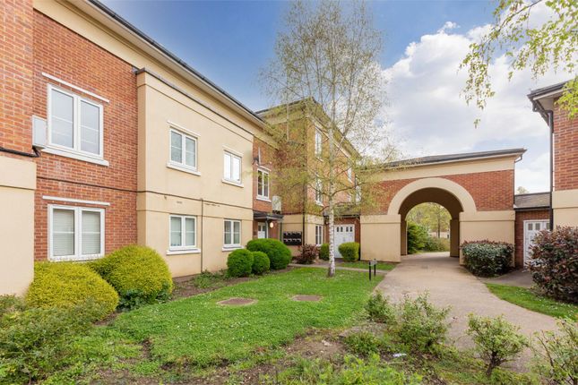 Thumbnail Flat for sale in Concorde Court, Green Lane, Windsor