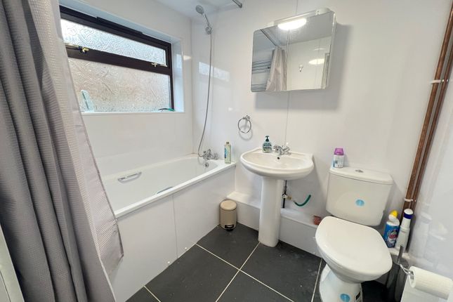 68, AMMANFORD photo 5