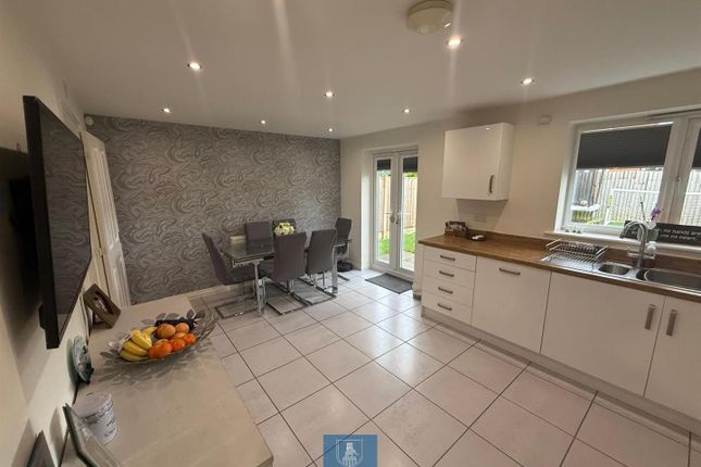 2, Emily Allen Road, Coventry photo 3