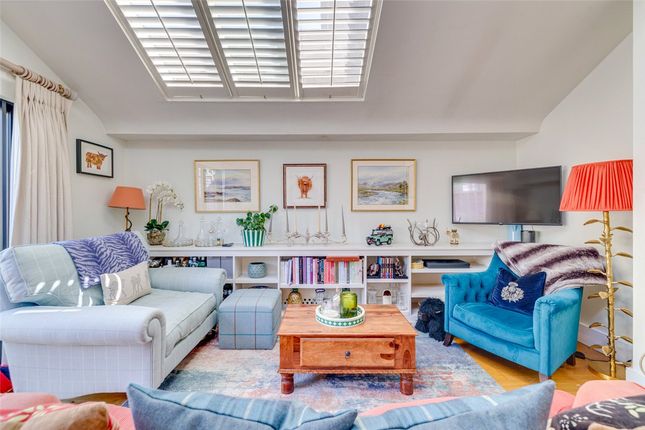 GFF, 82, Kingwood Road, London photo 4