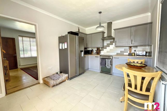 43, Woodfield Road, Pontypool photo 4