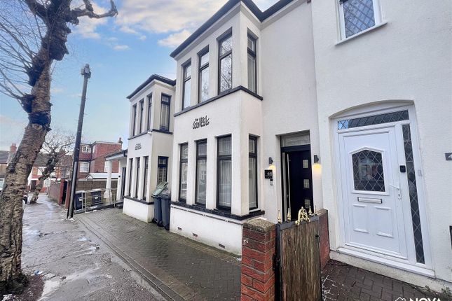 Terraced house for sale in Conway Road, Luton