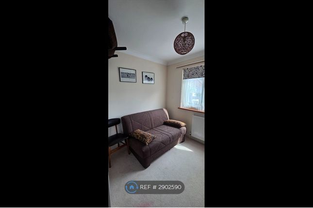 Warren Close, Southampton photo 4