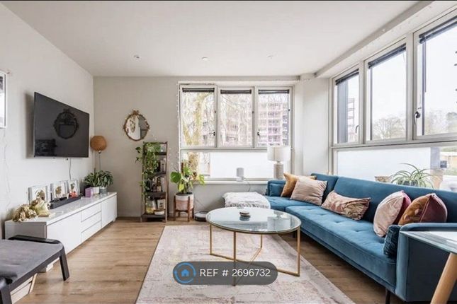 Bright Cozy Shared Lounge With 55'' Lg Nano Tv