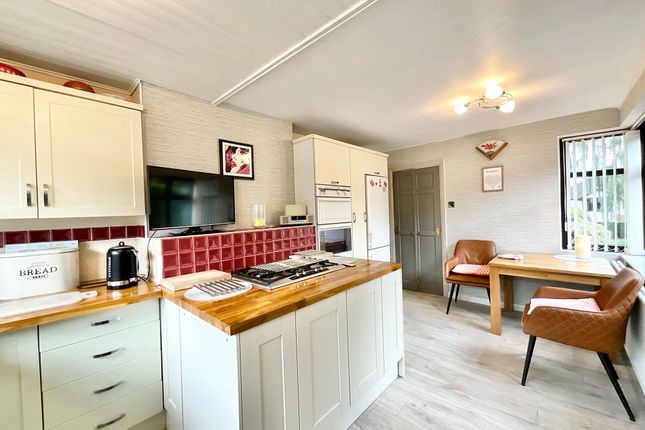 215 Birches Head Road, Stoke-On-Trent photo 2