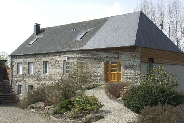 Property for sale in Le Mesnil-Robert, Basse-Normandie, 14380, France