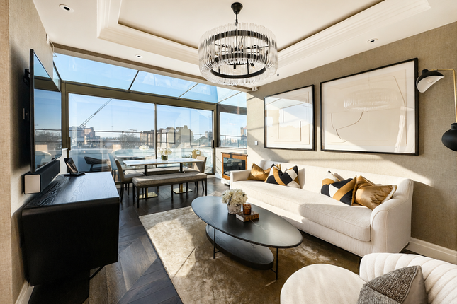 2-bed flat on Prince of Wales Terrace, London, £12,068/mo