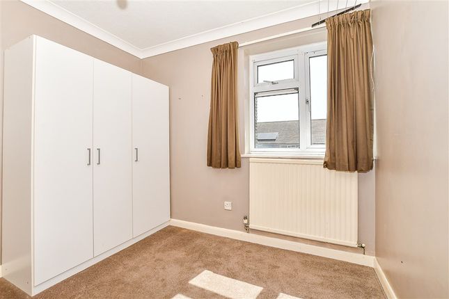 Orgarswick Avenue, Dymchurch photo 4