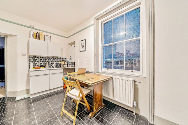 Flat for sale in Pullens Buildings, Penton Place