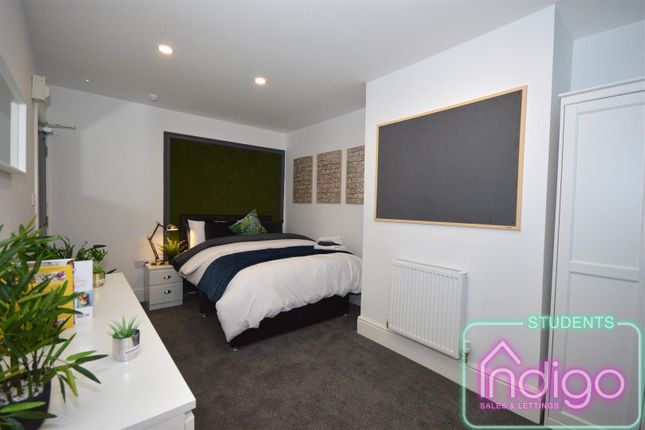 Room to rent in Glebe Street, Stoke-On-Trent