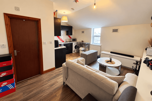 Flat 1, 1, Wantage Road, READING photo 2