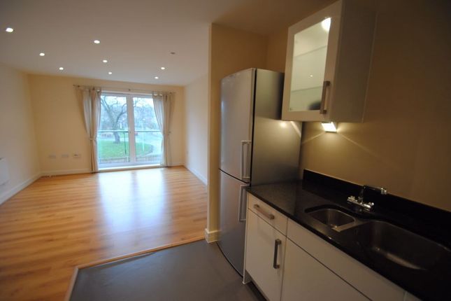 Flat for sale in Cherrywood Lodge, Hither Green, London