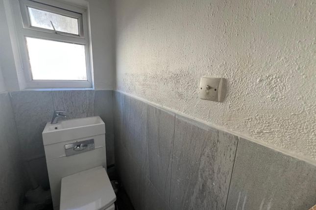 6, Rozelle Court, Dunheved Road South, Thornton Heath photo 4