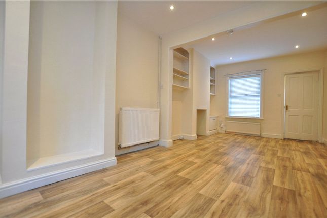 74, Highland Road, Aldershot photo 4