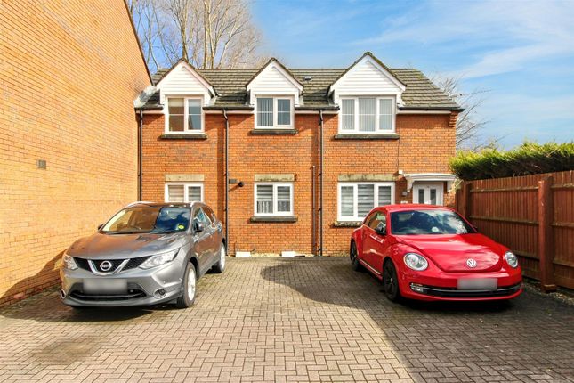 Thumbnail Flat for sale in School Way, Blackwood