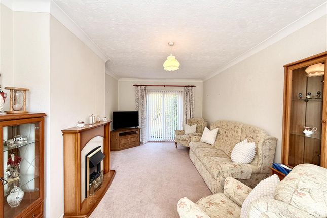511, New Ashby Road, Loughborough photo 3