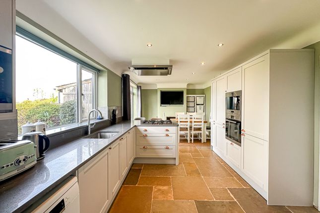 106 Brookdale Avenue South, Wirral photo 3
