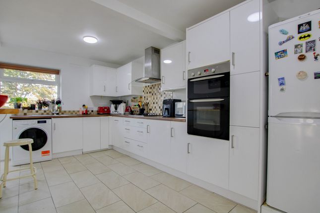 Terraced house for sale in Mapleford Sweep, Basildon