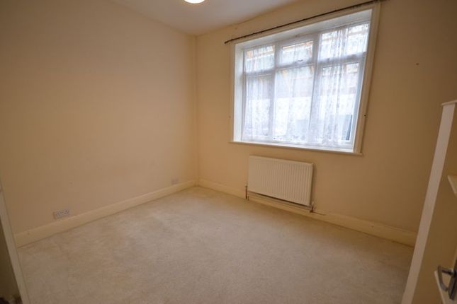Flat to rent in Milton Road, Bournemouth
