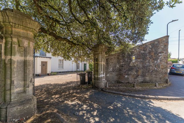2 Brodawel House, Newport photo 4