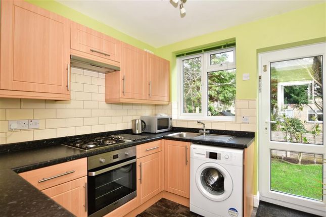 Thumbnail Maisonette for sale in Fencepiece Road, Ilford, Essex