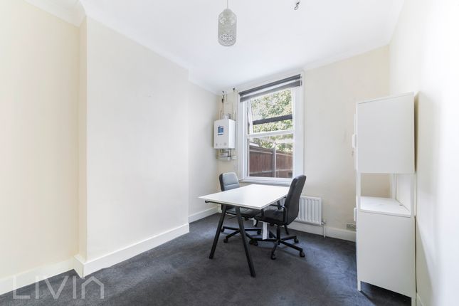 122 Canterbury Road, Croydon photo 4