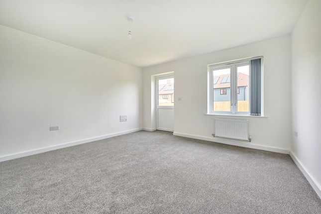 Plot 27, Hares Leap, 24, Joyce Winmill Drive, Bishops Stortford photo 2